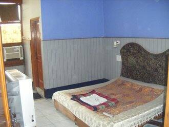Hotel Abhishek, Ludhiana 3